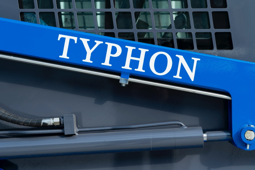 Brand New TYPHON STOMP Mini Skid Steer Kubota D1105 Diesel EPA Engine USA - Image 11