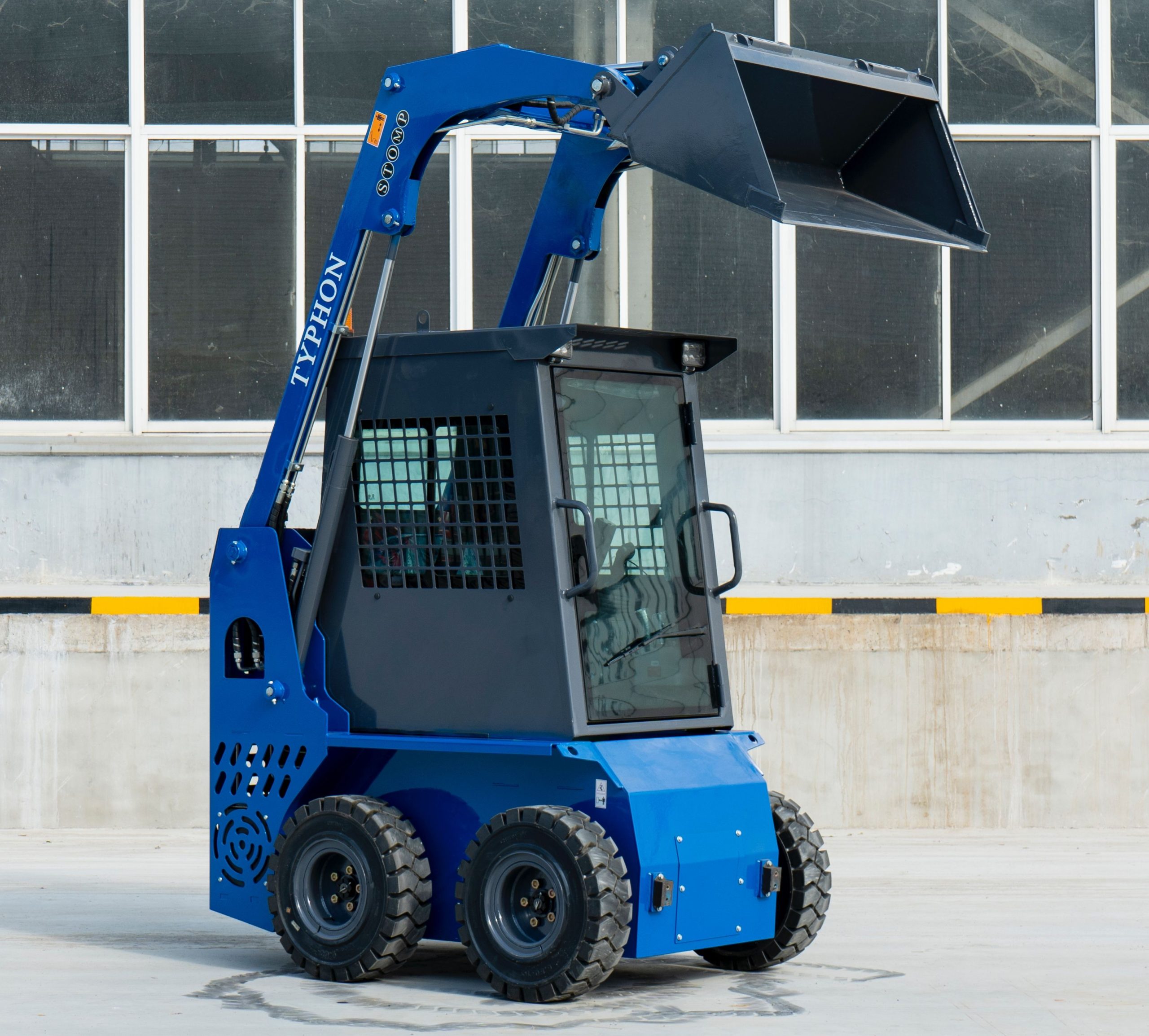 Brand New TYPHON STOMP Mini Skid Steer Kubota D1105 Diesel EPA Engine USA - Image 8